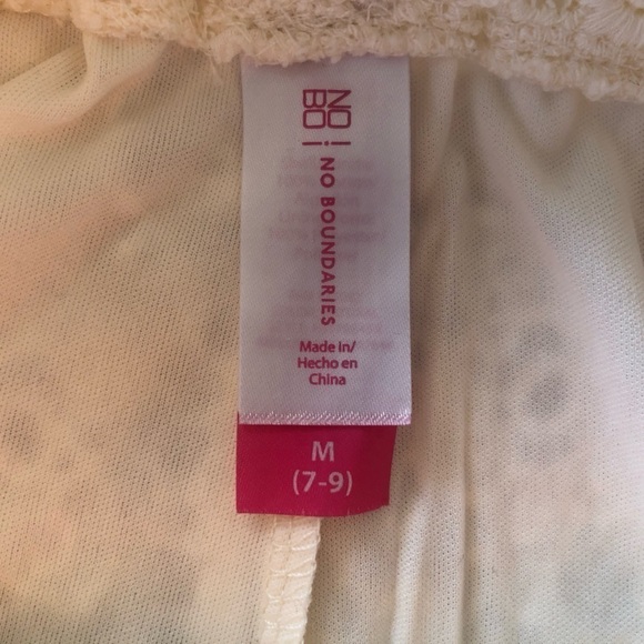 Juniors Medium (7-9) NOBO Eggshell White Cotton Floral Shorts - Picture 4 of 4